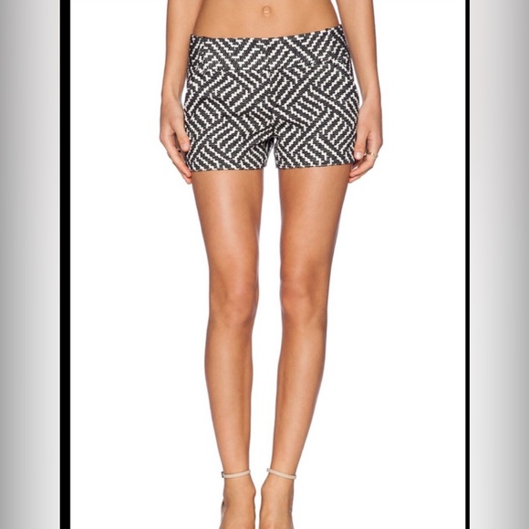 Alice + Olivia Shorts - size 2 - Picture 1 of 4